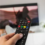 Vedd meg most Univerzális TV távirányító - 250+ típushoz - fekete - 2 x AAA