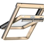 Biztonságos vásárlás Velux, Tetőtéri ablak, GGL PK06 3070, 2-rétegű üveg, lakkozott fa, 94x118 cm