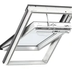 Velux, Elektromos tetőtéri ablak GGU PK10 007021, 2-rétegű üveg, műanyag bevonat fa maggal, 94x160 cm Rendeld meg most
