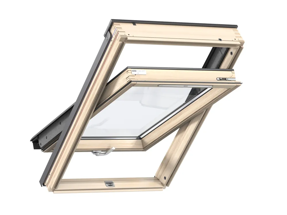 Velux, Tetőtéri ablak, GLL MK06 1064B, 3-rétegű üvegezés, lakkozott fa, 78x118 cm Kiárusítás