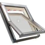 Roto R45 H WD 74x98 cm, billenő fa tetőtéri ablak, hőszigetelt Korlátozott ajánlat