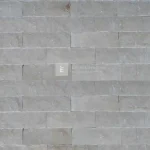 Amonstone Dakar sprengelt mészkő falburkoló 7x30x1,5 cm Akciós ár