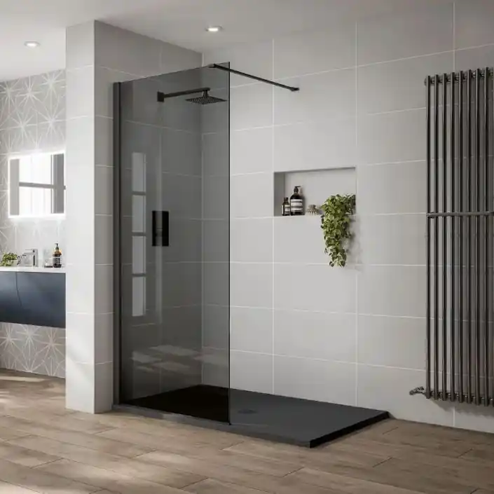 Ajánlat Balneum walk-in zuhanyfal füst üveggel, fekete kerettel