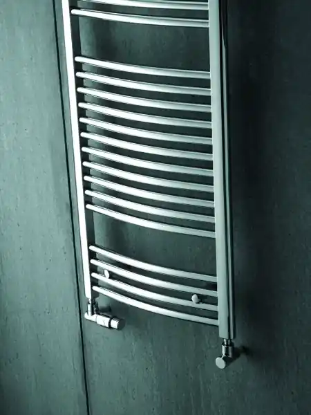 Zehnder Aura íves króm fürdőszobai csőradiátor (488 W, 595x1217 mm, #PBTCZ 1200x600) PBTCZ-120-060Zehnder Expressz szállítás