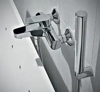 Outlet Zucchetti Wind kádtöltő csaptelep zuhanyszettel ZWN103Zucchetti