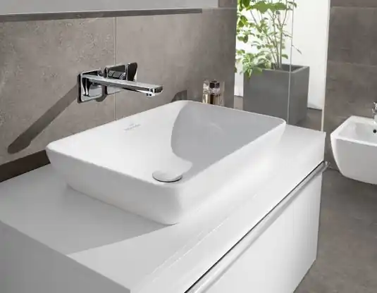 Korlátozott ajánlat Villeroy & Boch Venticello 55x36 cm-es félig besüllyesztett ráültethető mosdó CeramicPlus felülettel 411355R1Villeroy & Boch