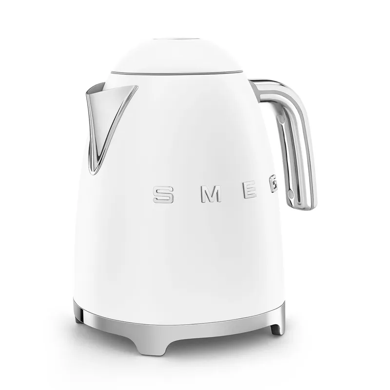 Outlet SMEG retro vízforraló, matt fehér KLF03WHMEUSMEG